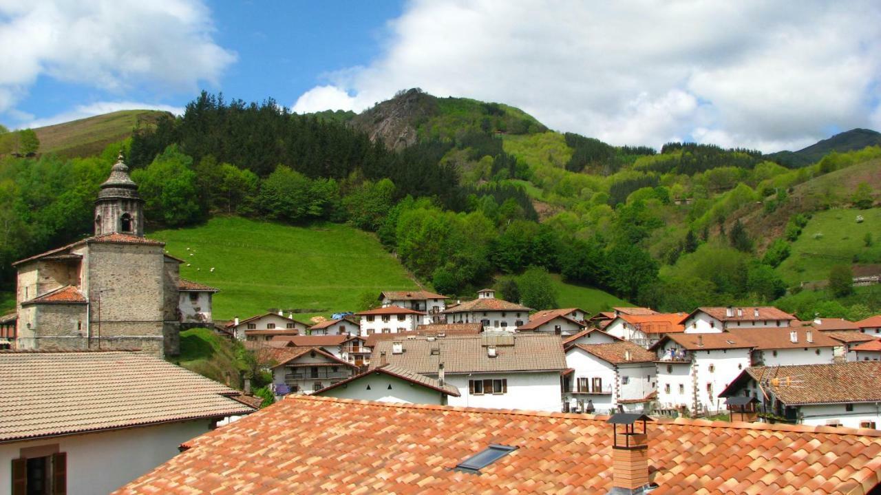 Albergue Olasenea Aterpea Zubieta Exteriér fotografie
