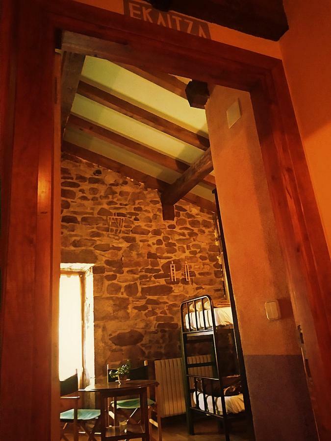 Albergue Olasenea Aterpea Zubieta Exteriér fotografie